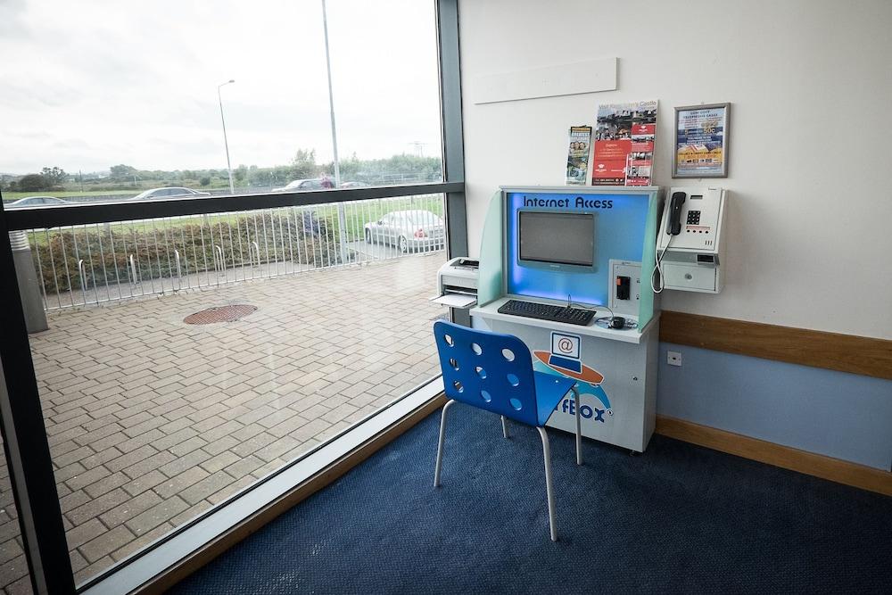 Travelodge Limerick Castletroy Esterno foto
