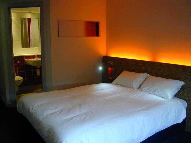 Travelodge Limerick Castletroy Esterno foto